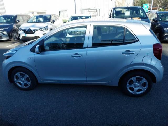 Kia Picanto image 6