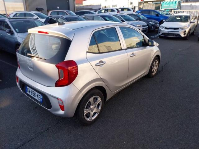 Kia Picanto image 5