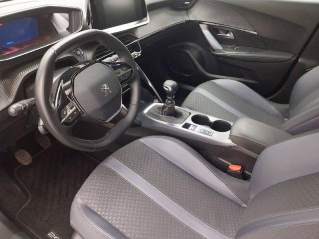 Peugeot 2008 image 5