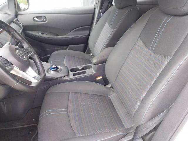 Nissan Leaf image 3