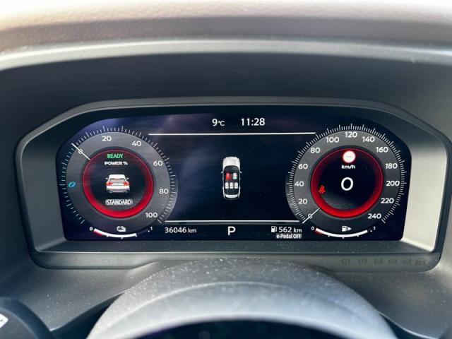 Nissan X-Trail image 1