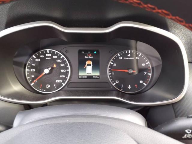 Mg Zs image 7