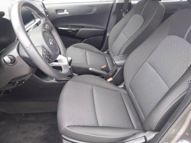 Kia Picanto image 8