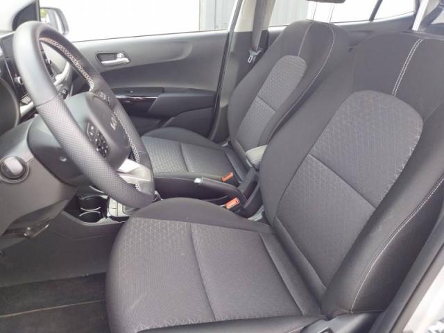 Kia Picanto image 7