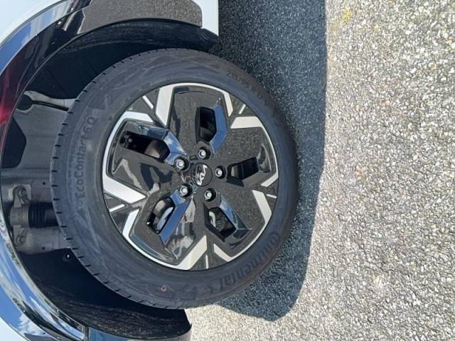 Kia Niro image 8