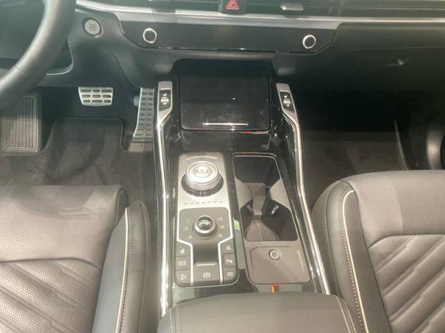 Kia Sorento image 7