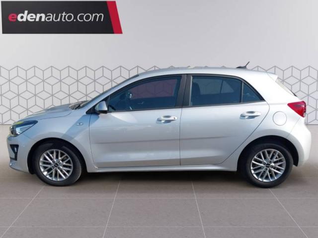Kia Rio image 2