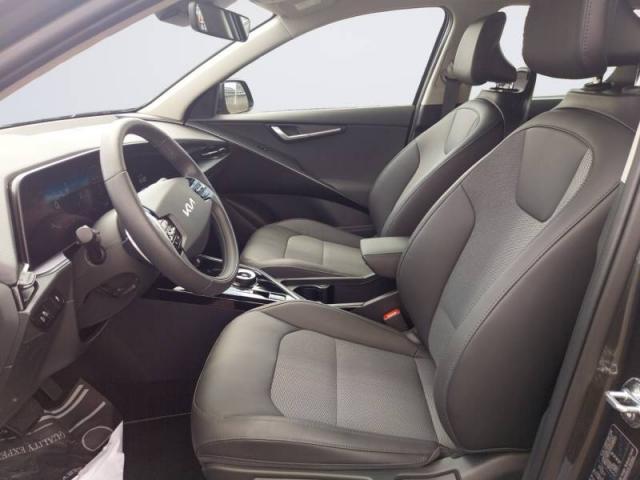 Kia Niro image 2