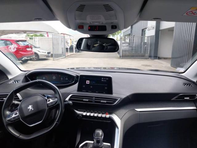 Peugeot 3008 image 1