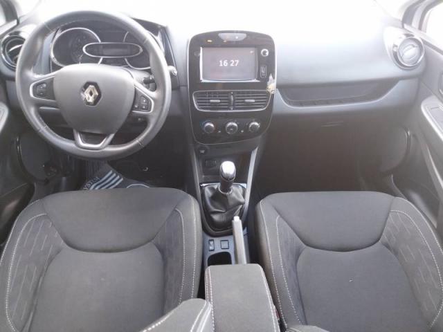 Renault Clio image 9