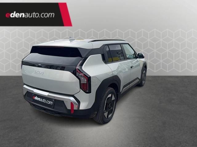 Kia Ev3 image 3