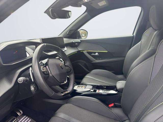 Peugeot 2008 image 9