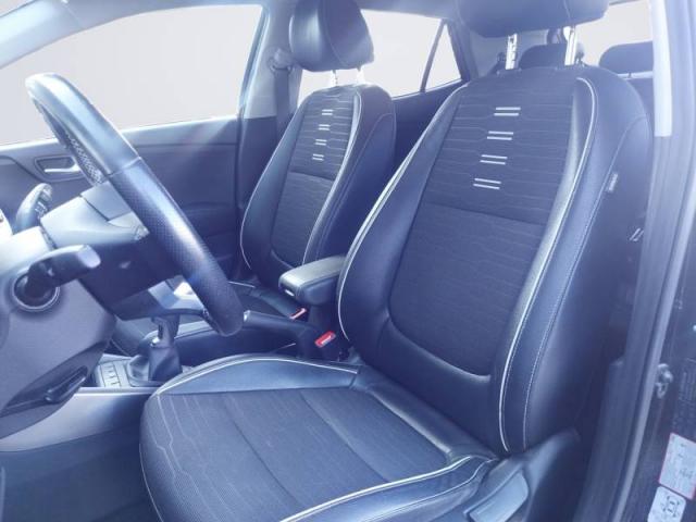 Kia Stonic image 1