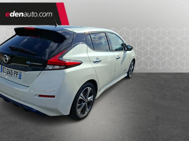 Nissan Leaf image 1