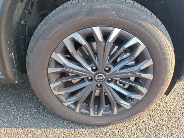 Nissan X-Trail image 7