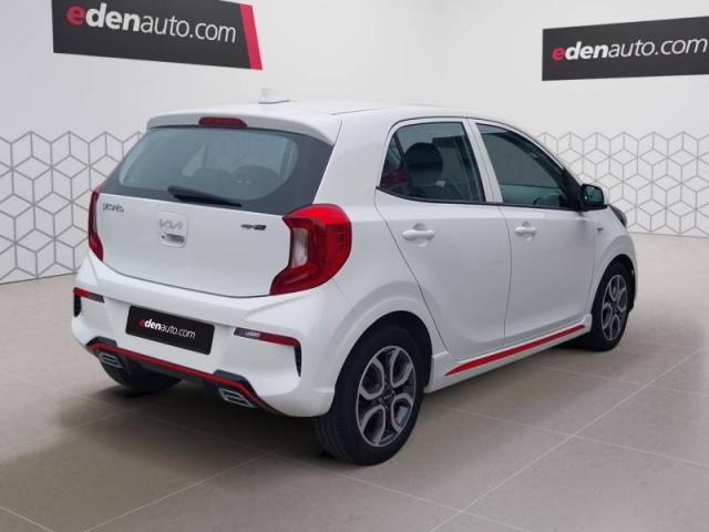 Kia Picanto image 9