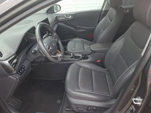 Hyundai Ioniq image 2