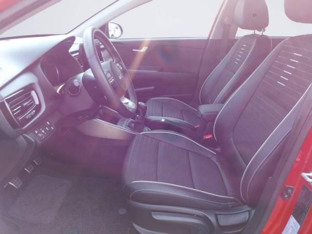 Kia Rio image 3