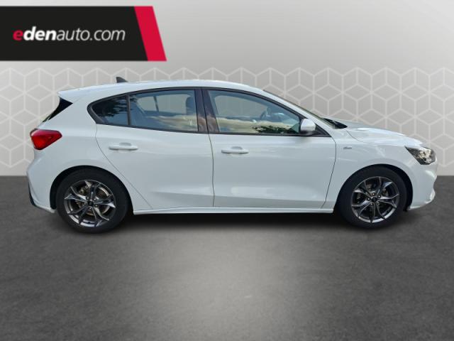 Ford Focus image 9