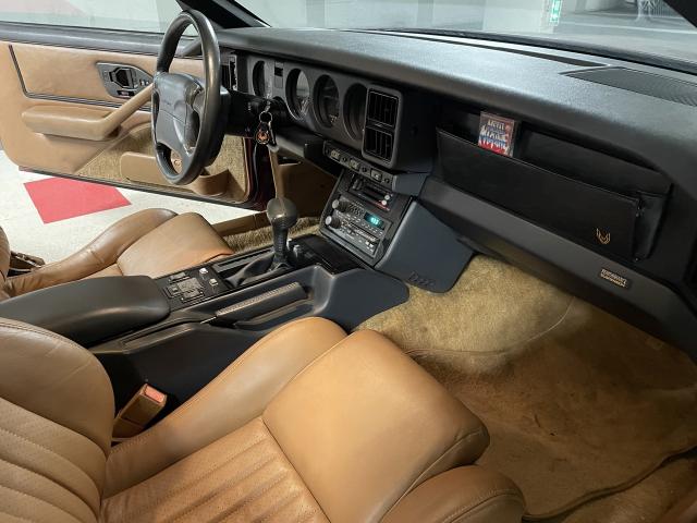 Pontiac Trans Am image 7
