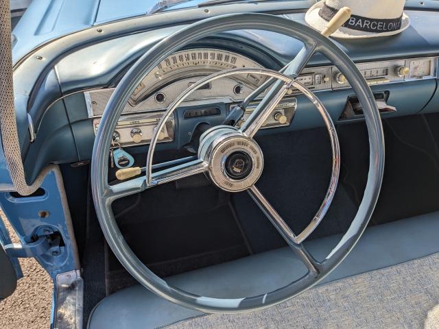 Ford Fairlane image 9