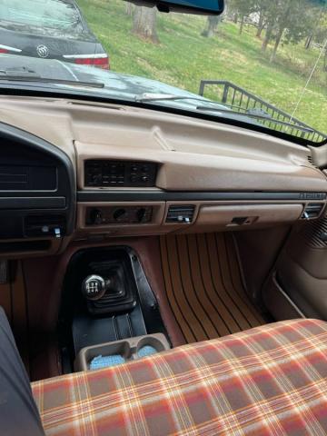 Ford F-250 image 2