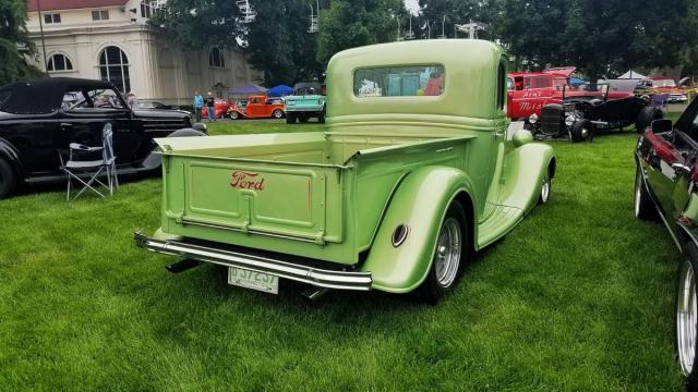 Ford Pickup image 5