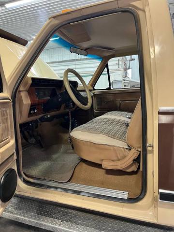 Ford F250 image 2