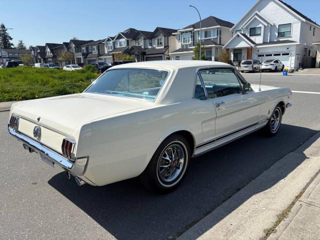 Ford Mustang Gt image 7