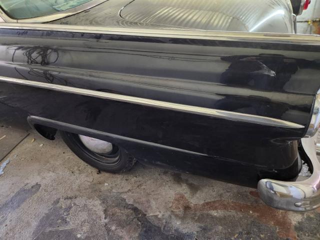 Ford Victoria image 3