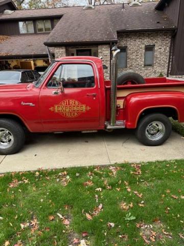 Dodge D150 image 7