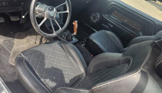 Dodge Challenger image 2