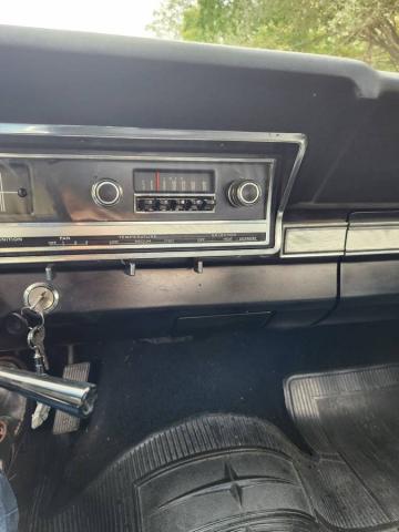Ford Fairlane 500 image 2