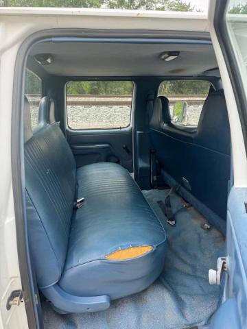 Ford F-450 Diesel image 4