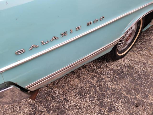 Ford Galaxie 500 Convertible image 6