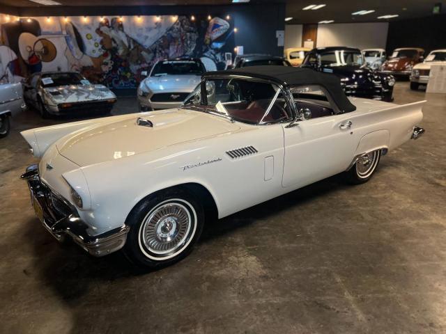 Ford Thunderbird Convertible image 2