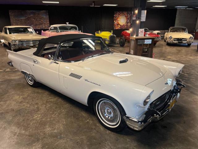 Ford Thunderbird Convertible image 3