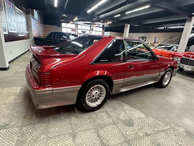 Ford Mustang Gt image 4