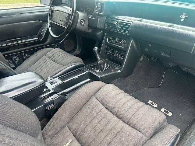 Ford Mustang image 9