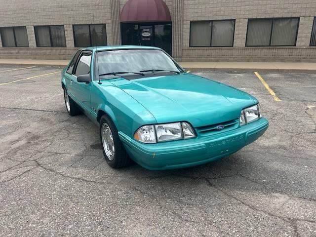 Ford Mustang image 3