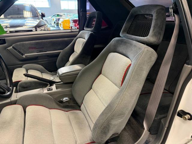 Ford Mustang Lx image 6
