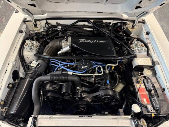 Ford Mustang Lx image 7