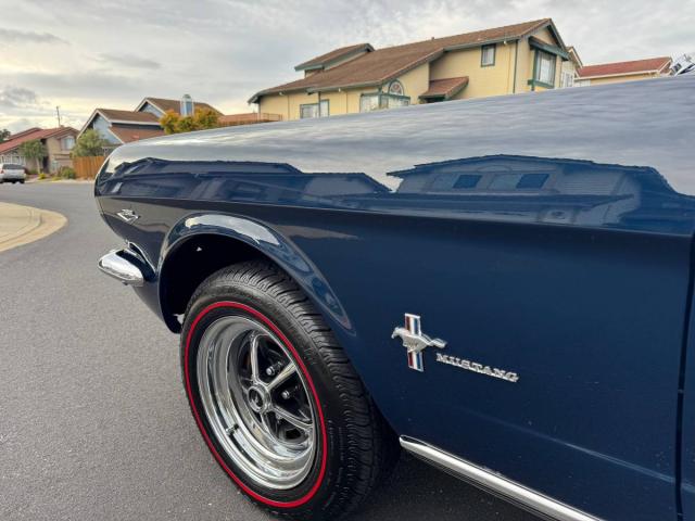 Ford Mustang image 5