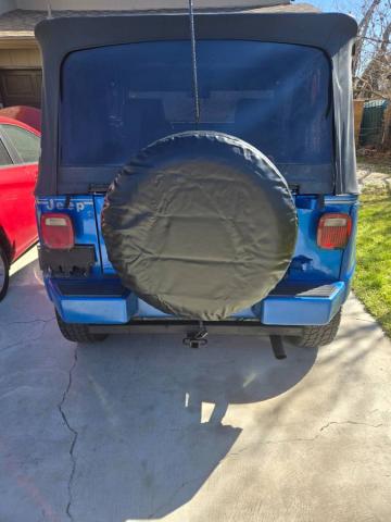 Jeep Wrangler Renegade image 3