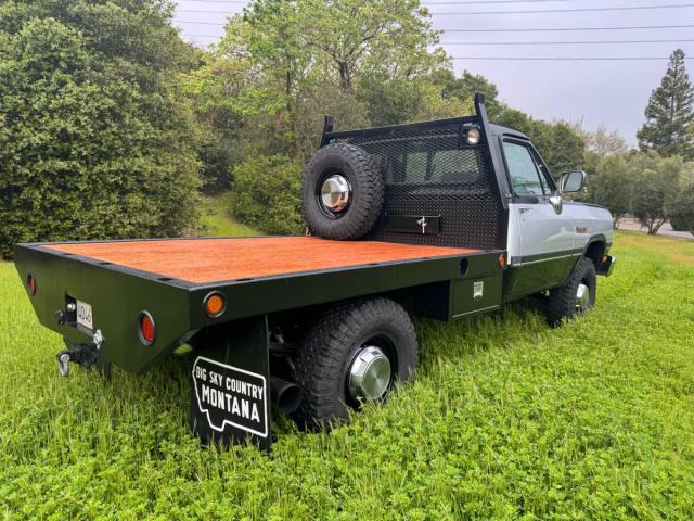 Dodge Ram D350 Diesel image 4