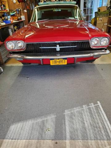 Ford Thunderbird Coupe image 2