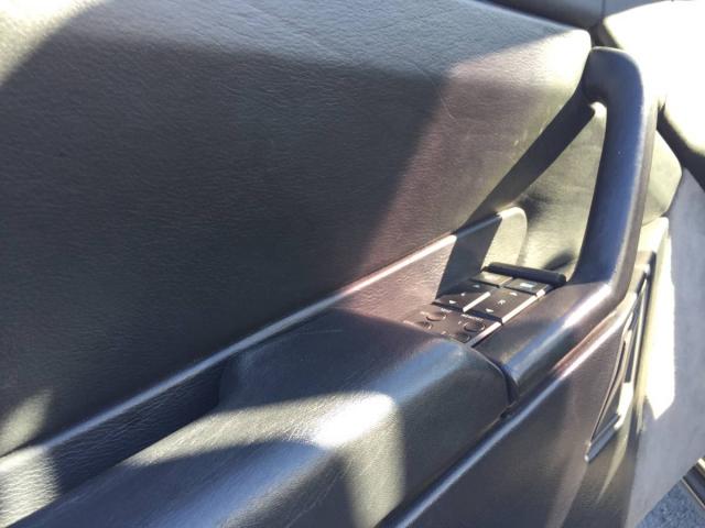 Cadillac Allante image 9
