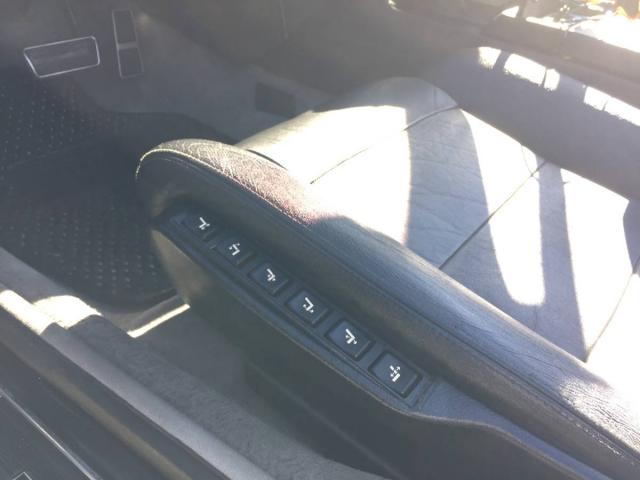 Cadillac Allante image 7