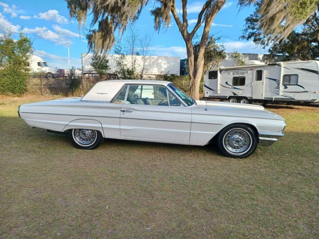 Ford Thunderbird Coupe image 6