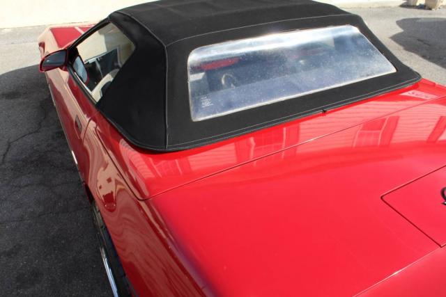 Chevrolet Corvette image 2